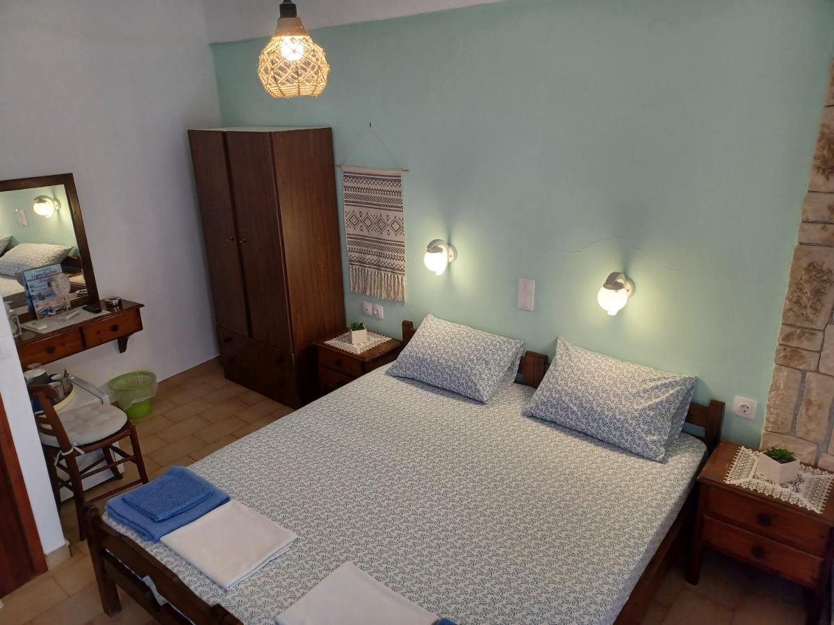 Lefteri's Rooms Agia Galini Exteriör bild